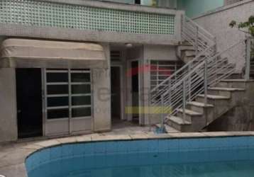 Casa com piscina no tucuruvi - 3 quartos e duas vagas de garagem