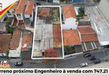 Terreno próximo engenheiro à venda com 747,21 m²