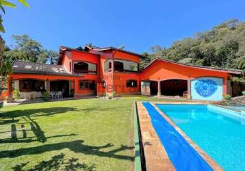 Serra da cantareira, sobrado condomínio fechado, 6 dormitórios , 5 suítes piscina e churrasqueira.