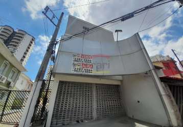 Prédio comercial com 420m² a venda!