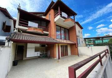 Casa para locação no horto florestal.