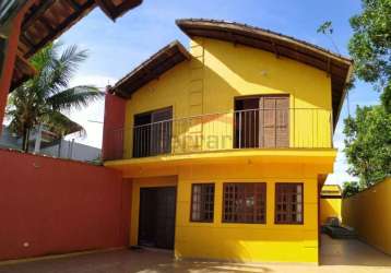 Casa em itanhaém  com piscina