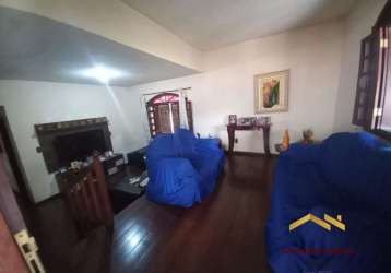 Casa padrão  com lote 295m2