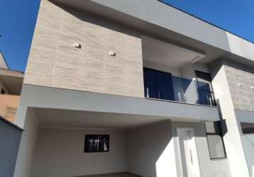 Casa com 3 quartos à venda no amizade, jaraguá do sul , 131 m2 por r$ 619.000