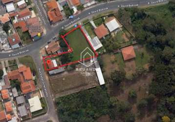 Terreno 1.200m² no cachoeira em curitiba