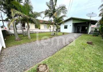 Casa com 2 quartos à venda no itajubá, barra velha , 80 m2 por r$ 500.000