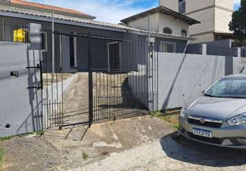 Grande casa para alugar no bairro ipiranga com 3 quartos e grande área externa