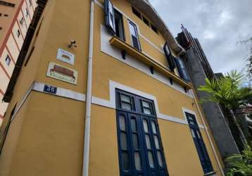 Casa à venda no bairro campo grande em salvador/ba