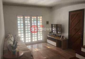 Casa tipo  para venda com 3 quartos, 180m²