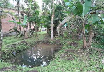 Casa no guaraú com  dois dormitórios 1760 metros quadrados