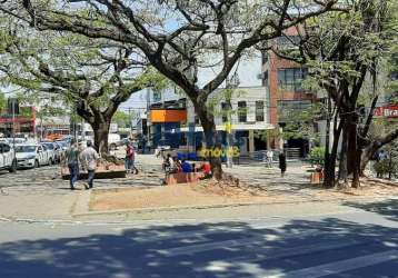 Sala comercial no centro de contagem