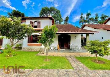 Casa com 3 dormitórios à venda, 170 m² por r$ 950.000,00 - várzea - teresópolis/rj