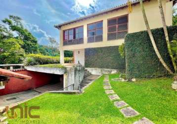 Casa com 6 dormitórios à venda, 524 m² por r$ 1.500.000,00 - bom retiro - teresópolis/rj