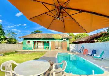 Casa com piscina no morro das pedras, florianópolis, sc ( locação de diárias )