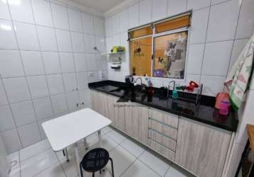 Casa com 3 dormitórios à venda por r$ 550.000 - vila nivi -  rua tanque velho