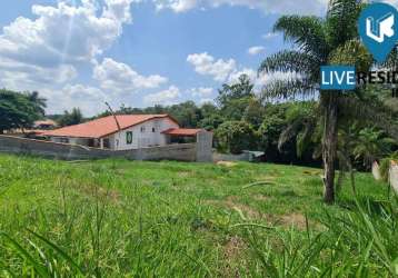 Terreno de 2140m² em declive suave no condomínio parque da fazenda