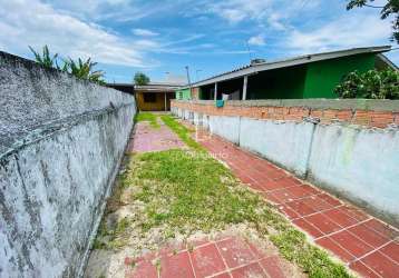 Terreno com construção em pontal