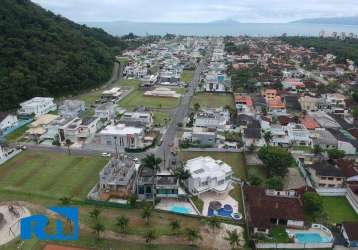 Terreno a venda em condominio fechado em caraguatatuba