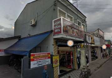 Amplo sobrado - localização imbatível - frente ao supermercado paulista