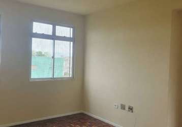 Apartamento com 3 quartos à venda na rua gastão soares gomes, 408, vila itiberê, paranaguá, 65 m2 por r$ 200.000