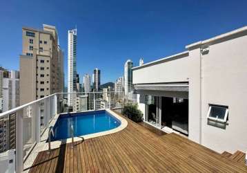 Linda cobertura duplex com piscina privativa