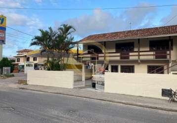 Pousada tipo casa em ponto comercial no santinho.