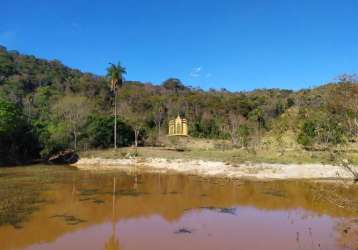 Fazenda em esmeraldas