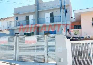 Sobrado de 220m² com 3 quartos em santa terezinha