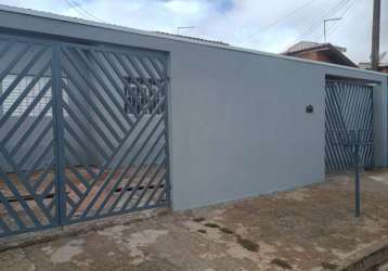 Imóvel com 2 casas no jardim leonor