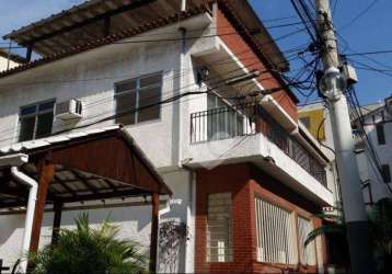 Lopes enjoy vende : casa de vila triplex com 4 quartos, 165 m² por r$ 540.000 - grajaú - rio de janeiro/rj