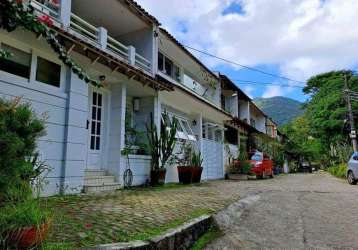 Casa de rua com 4 quartos à venda, 240m² - alto da boa vista