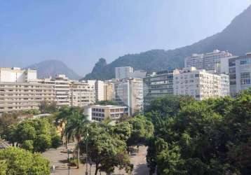 Ótimo quatro quartos, suite, 2 salas, ampla copa cozinha ensolarado vista livre, para o verde!!!