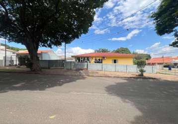 Casa para venda em maringá, zona 02, 3 dormitórios, 1 suíte, 2 banheiros, 4 vagas