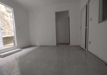 Casa com 2 quartos para alugar no antonina, são gonçalo , 55 m2 por r$ 800