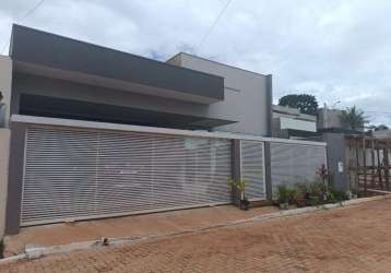 Casa em condomínio fechado com 3 quartos à venda no setor habitacional contagem, sobradinho , 200 m2 por r$ 730.000