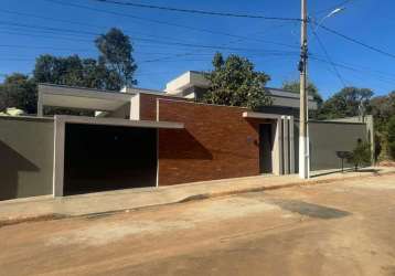 Casa com 3 quartos à venda no joá, lagoa santa , 153 m2 por r$ 1.250.000