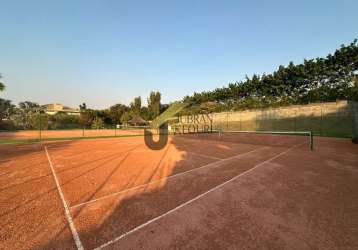 Terreno em condomínio à venda no green golf club, com 1430 m², terraplanado, pronto para a receber a casa dos seus sonhos.