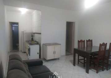 Vende-se apartamento com 01 dormitório no bairro santa regina.