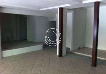 Casa comercial de 160.65m² no bairro centro