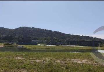 Terreno de 375m² no bairro pedra branca