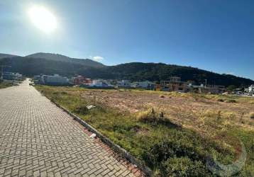 Terreno de 450.84m² no bairro rio tavares