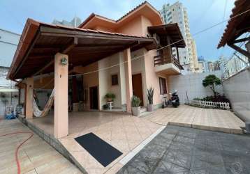 Casa comercial de 150m² no bairro campinas