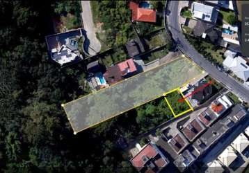 Terreno de 360m² no bairro ponta de baixo