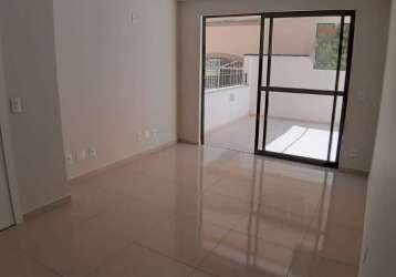 Apartamento de 2 dorms no bairro trindade