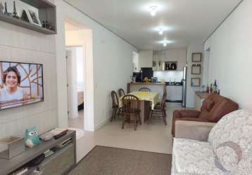 Apartamento de 2 dorms no bairro canasvieiras