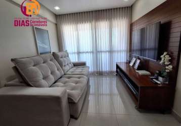 Alugo em  exclusividade apartamento  no condomínio brisas club com  69m2, varanda  vista panorâmica  para o mar, 2/4, suíte,  1 vaga de garagem  coberta padrão