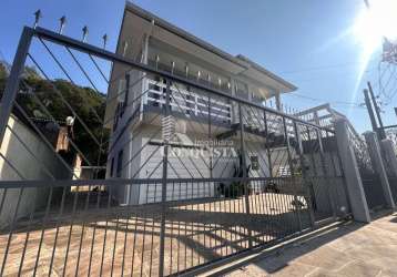 Casa com 3 quartos à venda na rua amélia fernandes de lima bueno, 585, santo antônio, caxias do sul por r$ 650.000