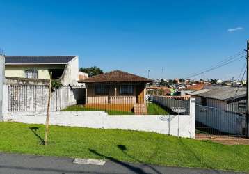 Terreno meio de quadra com 444 m² em bairro residencial