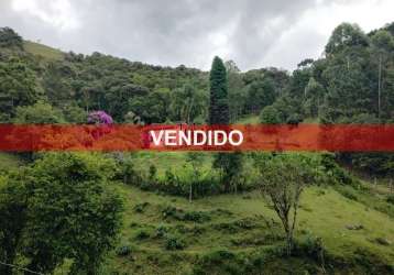 Oportunidade, sitio á venda, área com 8 hectares, com casa á 4km da praça de angelina - sc