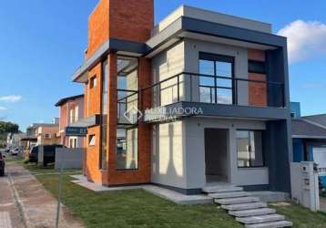 Casa com 3 quartos à venda na rua adams filho, 4, parque ipiranga, gravataí, 101 m2 por r$ 699.000